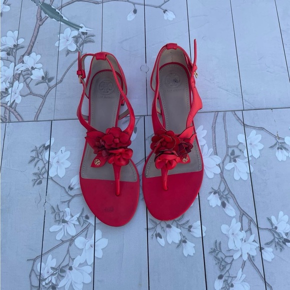 Tory Burch sandals - Picture 1 of 7
